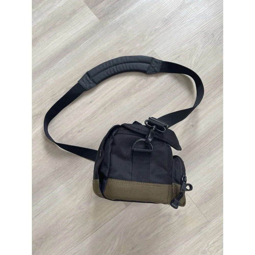 Canon Padded Nylon Camera Carry/Shoulder Bag w/ Strap, Accessory Compartments
